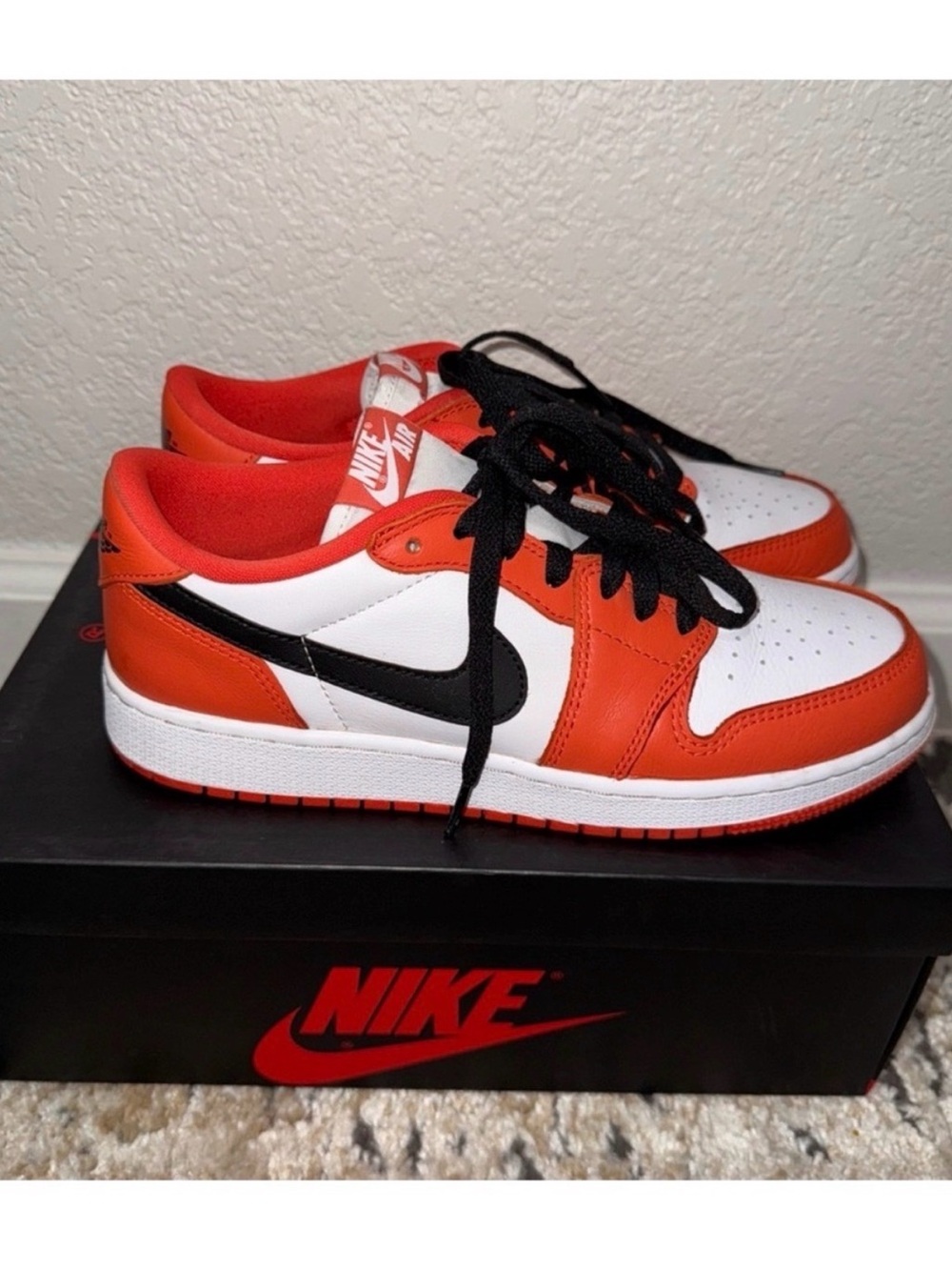 Nike Low Top Sneakers - White/Orange/Black